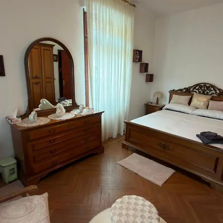 Etoile Hotel
