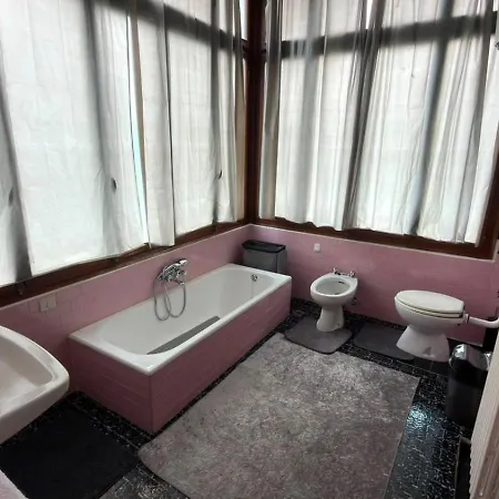 Etoile Hotel
