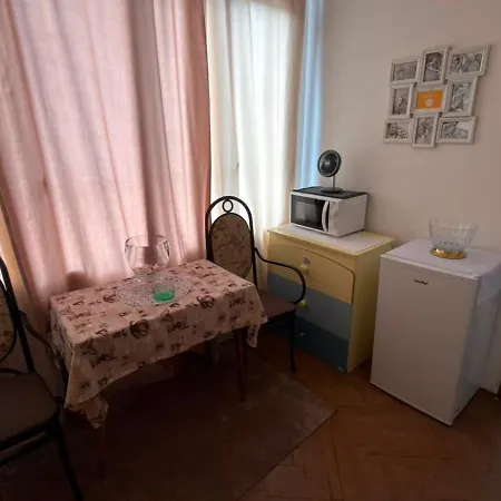 Etoile Hotel